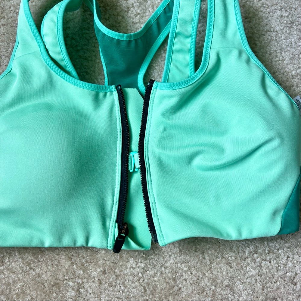 NIKE Dri-Fit High Support Impact Zippered Front Sports Bra—SZ. Medium - Picture 11 of 17